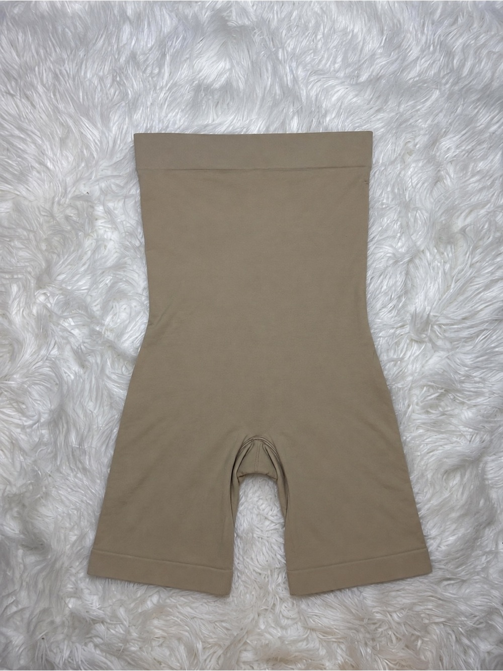 SKIMS High-Waisted Mid-Thigh Shapewear Shorts Tan Nude Size XL